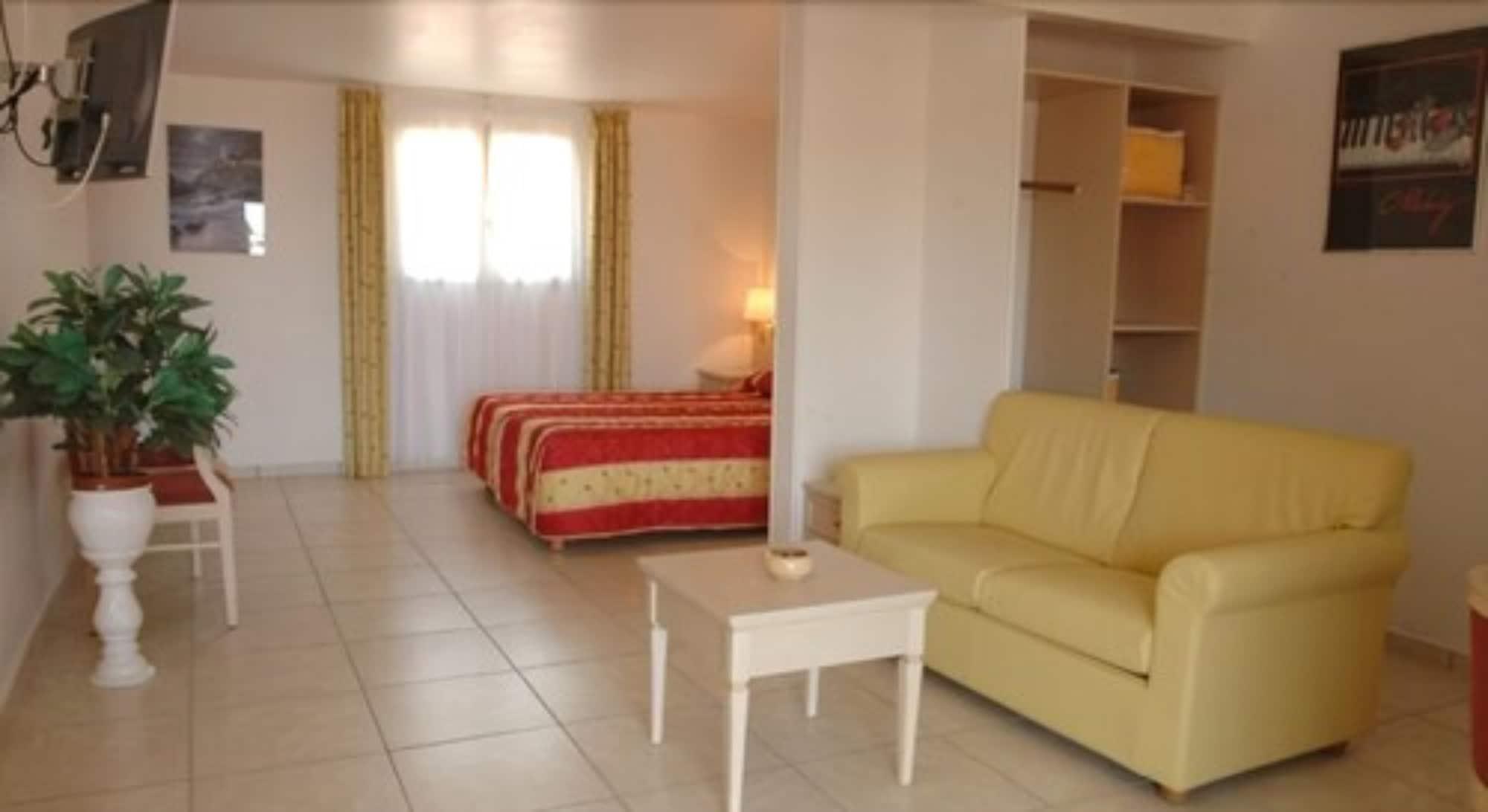 Hotel Residence San Pieru Tarcu Екстер'єр фото