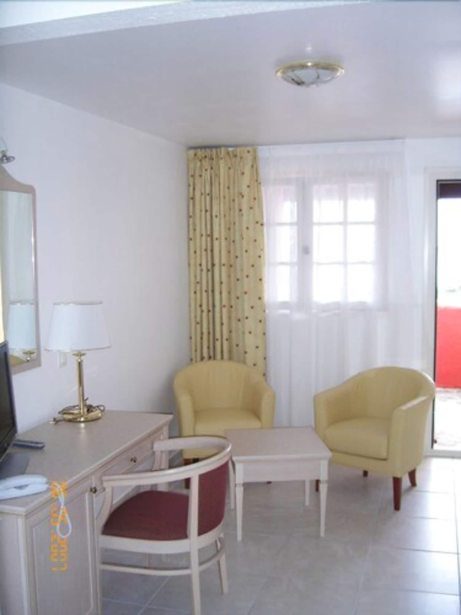 Hotel Residence San Pieru Tarcu Екстер'єр фото